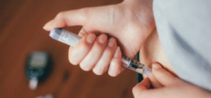 Tirzepatida: Eficácia e Inovação no Tratamento da Obesidade