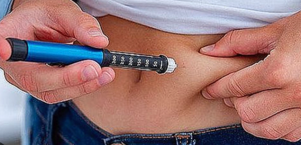 ¿Baja Testosterona? Descubre si el Reemplazo Hormonal es para Ti