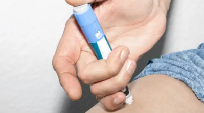 Más Allá de las Hormonas: Un Enfoque Integral para la Menopausia