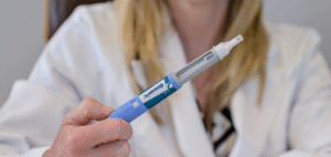 Reemplazo Hormonal para Hombres: Consulta con un Urólogo