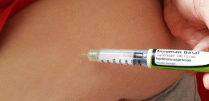 Reemplazo Hormonal vs. Alternativas Naturales: ¿Cuál es Mejor?