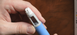 Tratamiento con Ácido Hialurónico: Usos y Beneficios