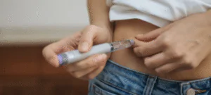 Riesgos del Reemplazo Hormonal: Una Mirada Honesta y Detallada