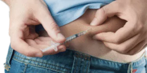 ¿Qué médico prescribe la terapia de reemplazo hormonal?