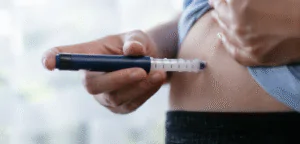 Ventajas y Desventajas de la Rinomodelación con Ácido Hialurónico