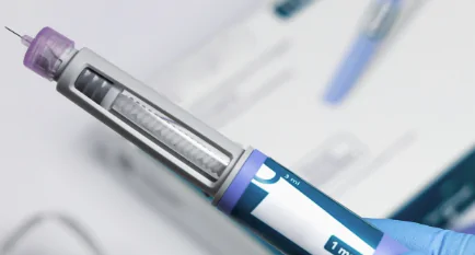 Peeling de gluconolactona: Hidratación y renovación segura